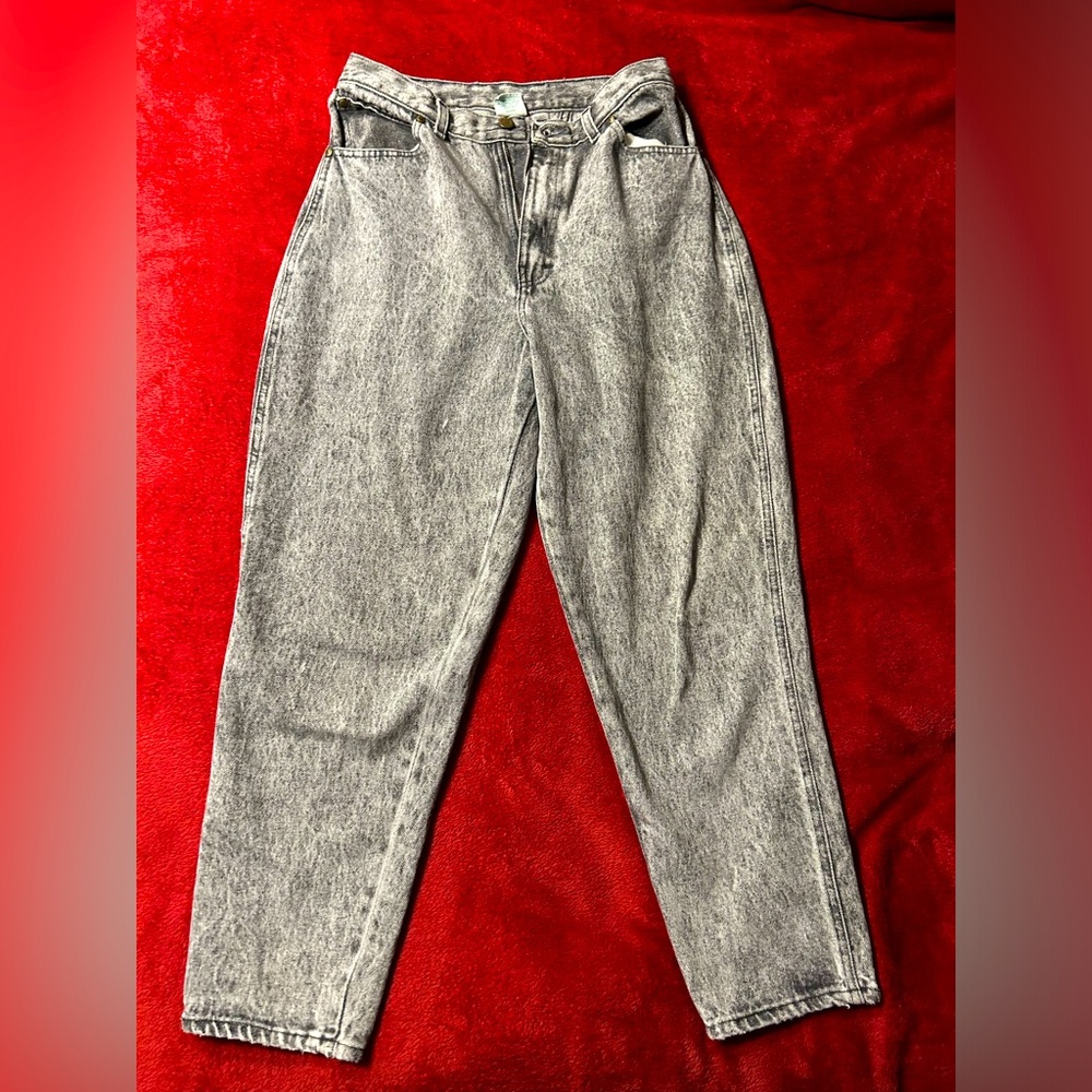 Vintage Gitano High Waisted Mom Jeans. Fem size 14 Short. Grey/Black stone wash.